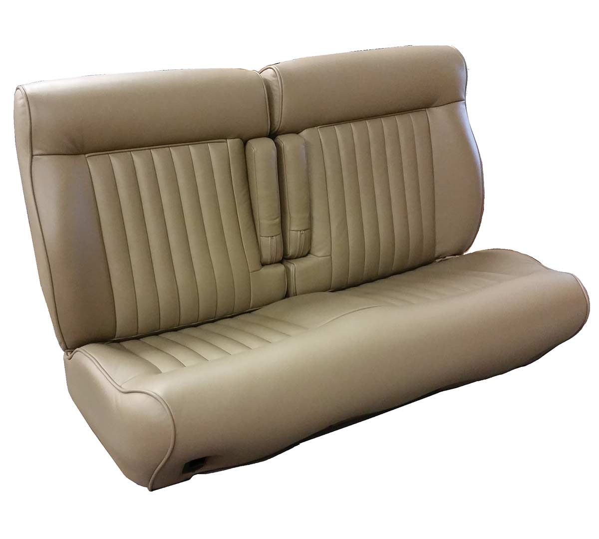 style b roll and pleat upholstered fat fender